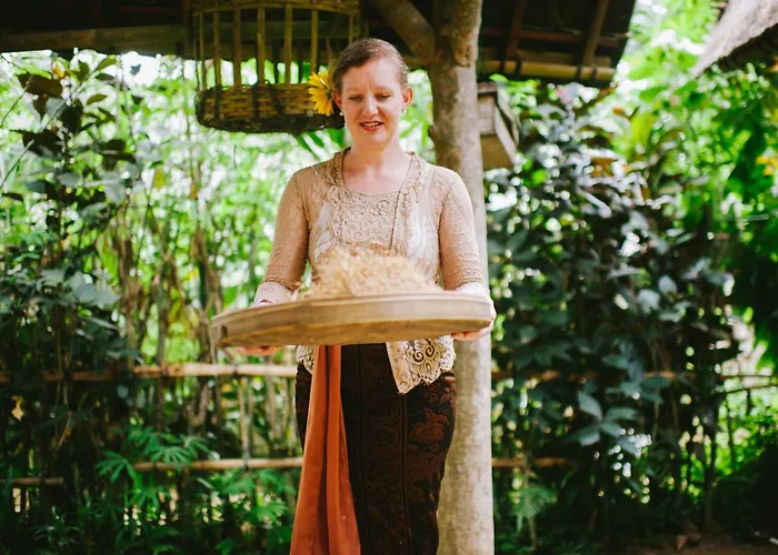 Umah Bali Kuno Villa *