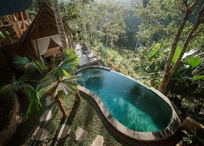 Umah Bali Kuno Villa *