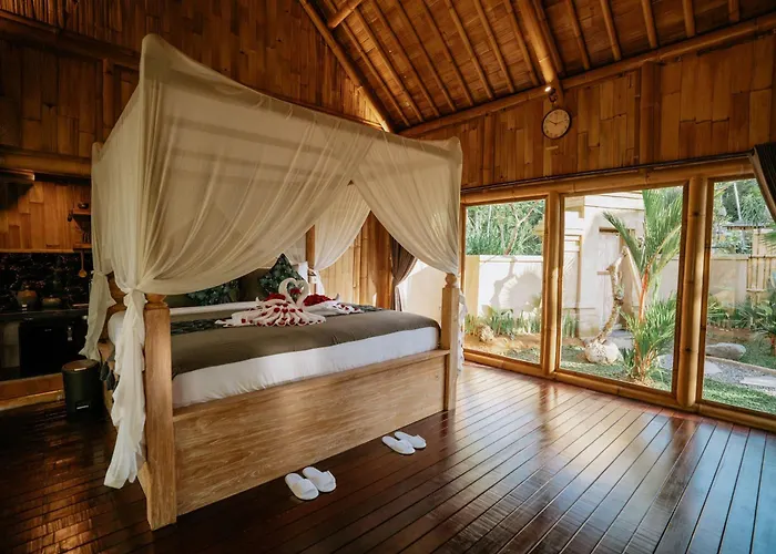 Umah Bali Kuno Villa *